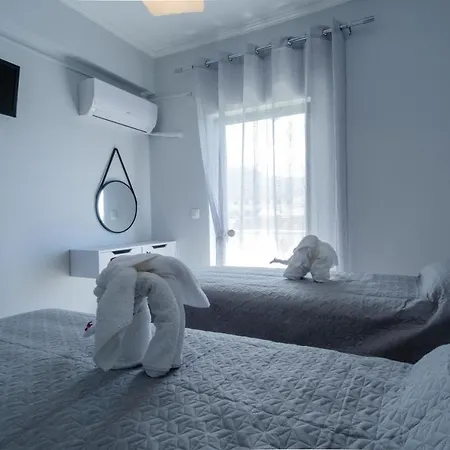 Apartment Akis & With Pool By Hotelius Agios Georgios Pagon